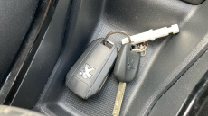 Peugeot 2008 1.2 PureTech Allure 5dr Petrol Estate